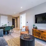 펜션 Centre - Luxury 2 Bed - Free Parking