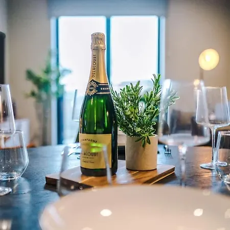 Vakantiehuis Centre - Luxury 2 Bed - Free Parking *