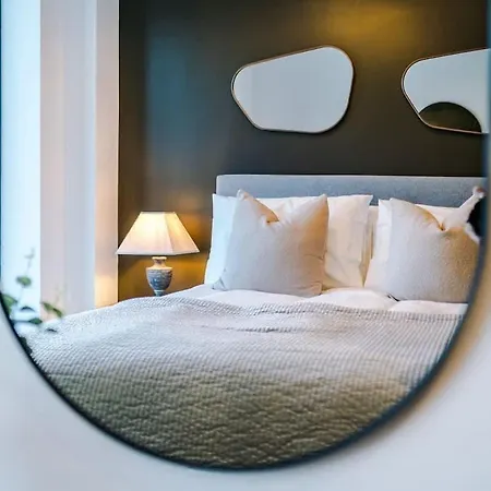 Vakantiehuis Centre - Luxury 2 Bed - Free Parking *