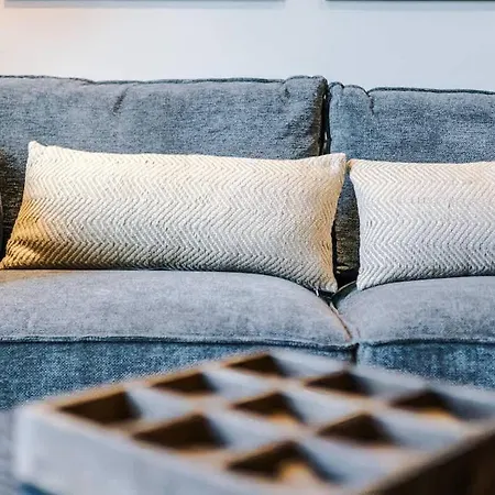 Centre - Luxury 2 Bed - Free Parking Leeds (West Yorkshire)