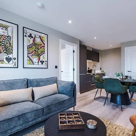 Holiday home Centre - Luxury 2 Bed - Free Parking *