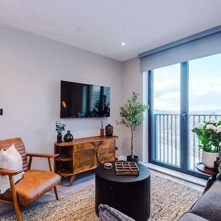 Vakantiehuis Centre - Luxury 2 Bed - Free Parking