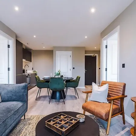 Centre - Luxury 2 Bed - Free Parking Leeds (West Yorkshire)