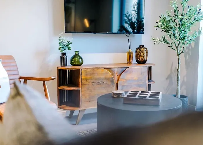 Centre - Luxury 2 Bed - Free Parking * Лідс