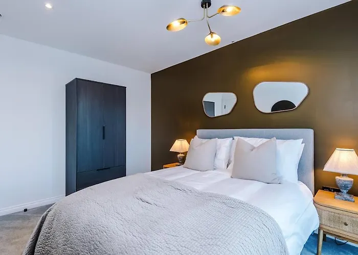 Centre - Luxury 2 Bed - Free Parking * Leeds (West Yorkshire)