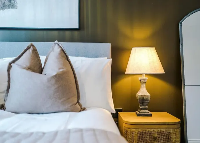 Centre - Luxury 2 Bed - Free Parking Holiday home Leeds (West Yorkshire)