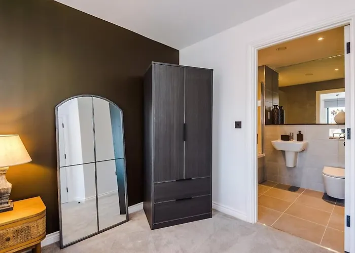 Nyaraló Centre - Luxury 2 Bed - Free Parking *